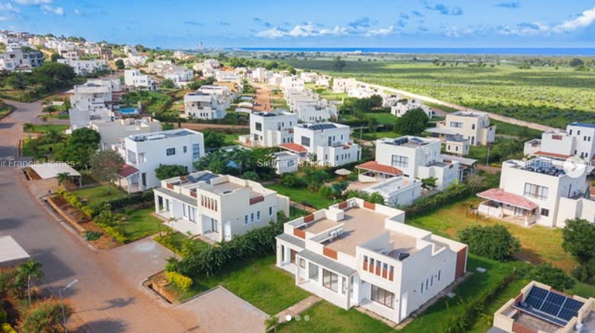 4 Bed Villa with En Suite at Vipingo - 1