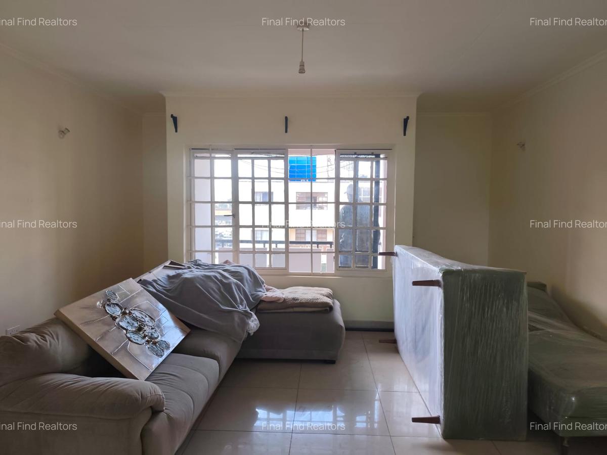 2 Bed Apartment with En Suite in Parklands - 14