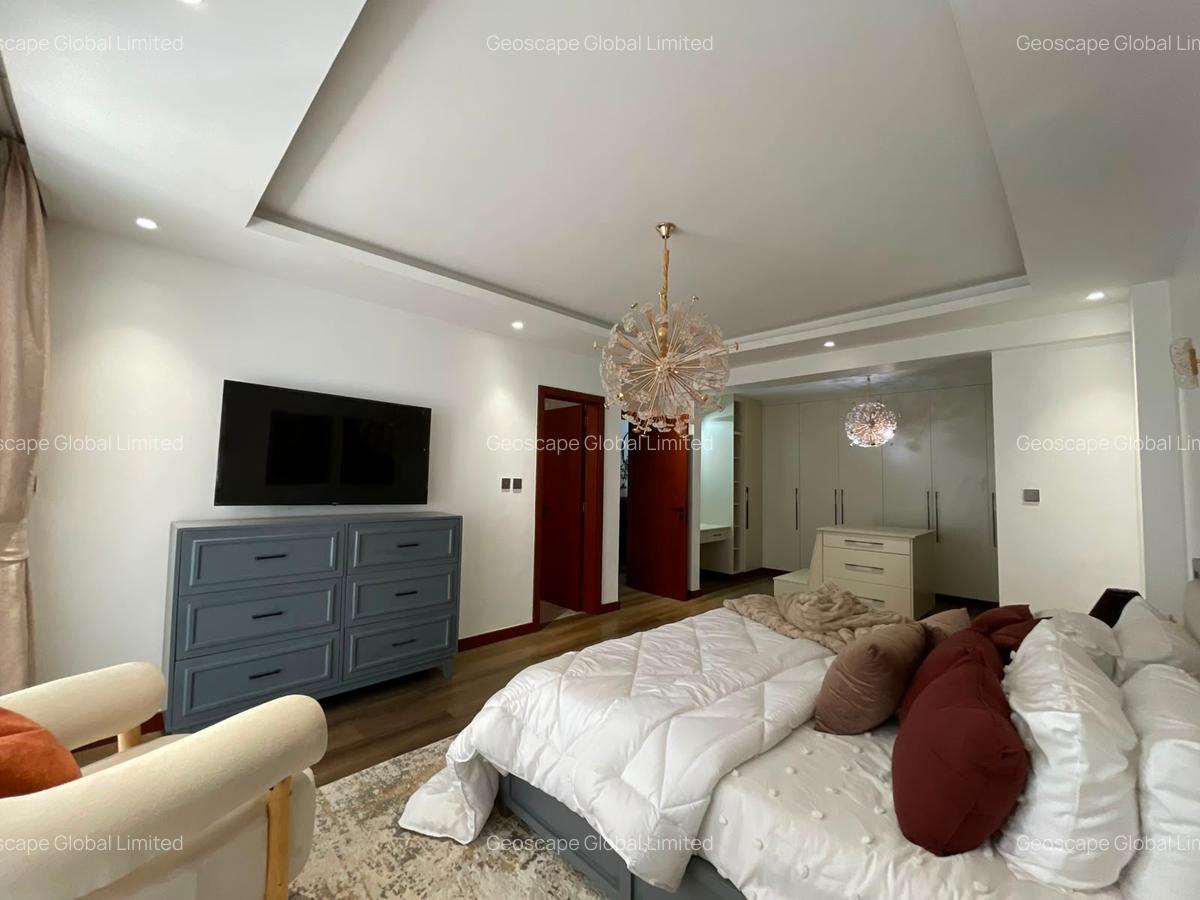 5 Bed Apartment with En Suite in Parklands - 12