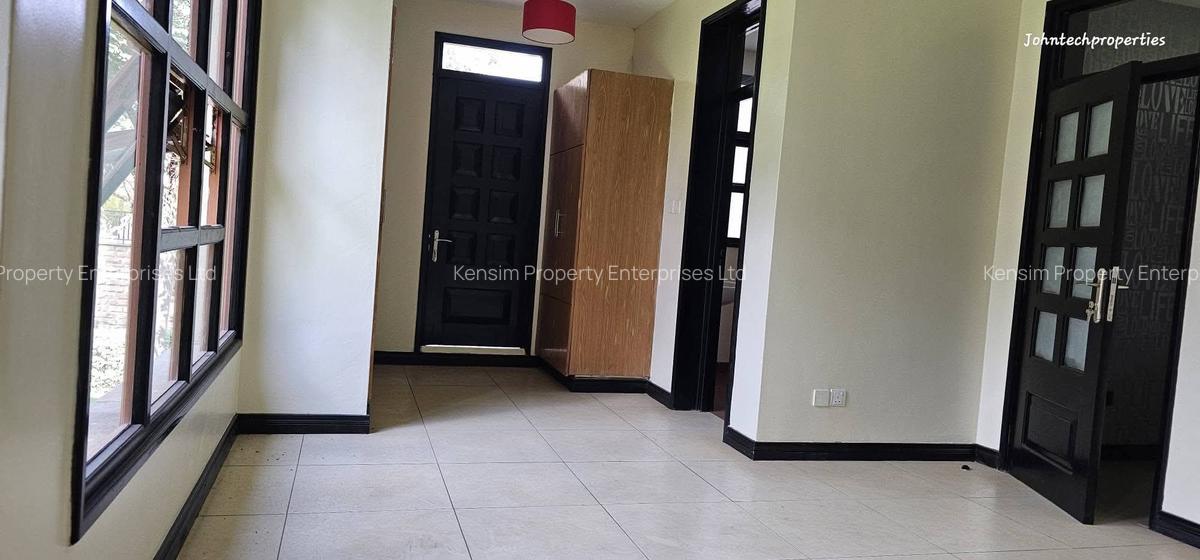 5 Bed Townhouse with En Suite in Karen - 7