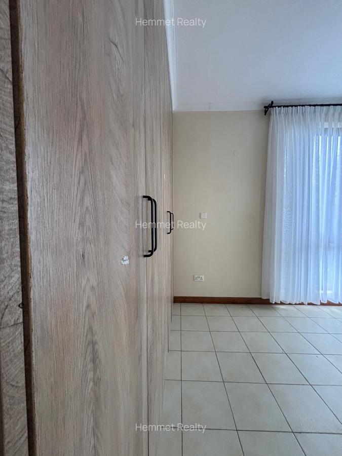 4 Bed Townhouse with En Suite in Kiambu Road - 7