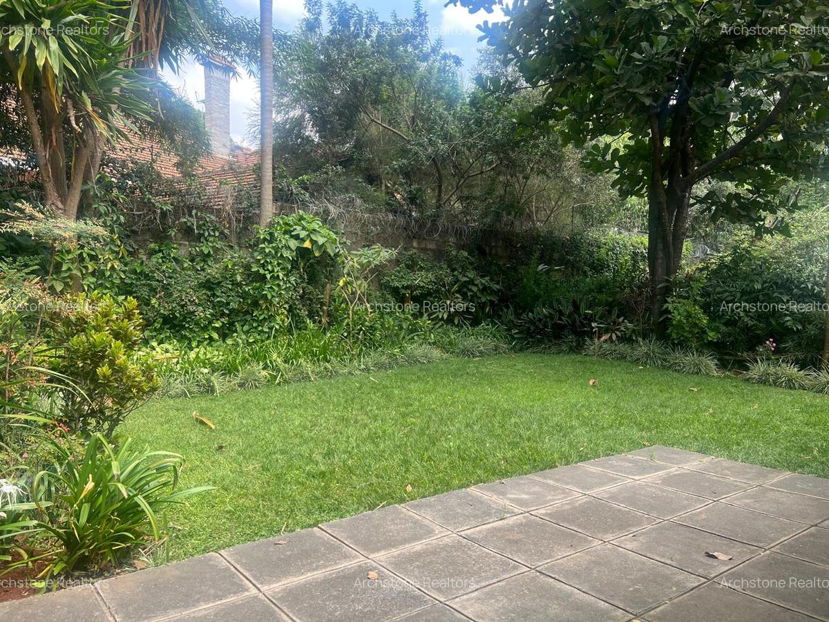 4 Bed Villa with En Suite in Muthaiga - 11