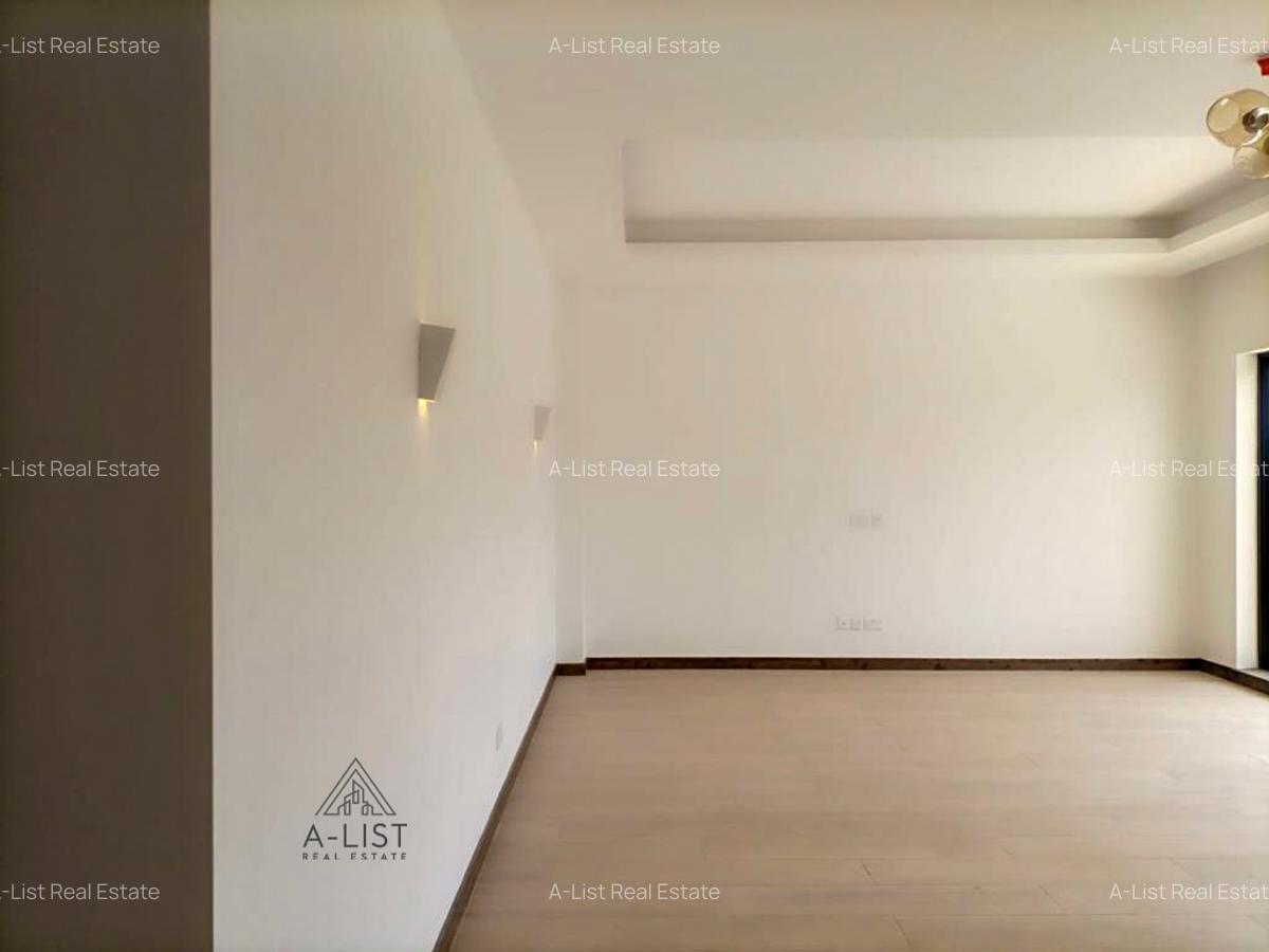 2 Bed Apartment with En Suite at Two Rivers - 4