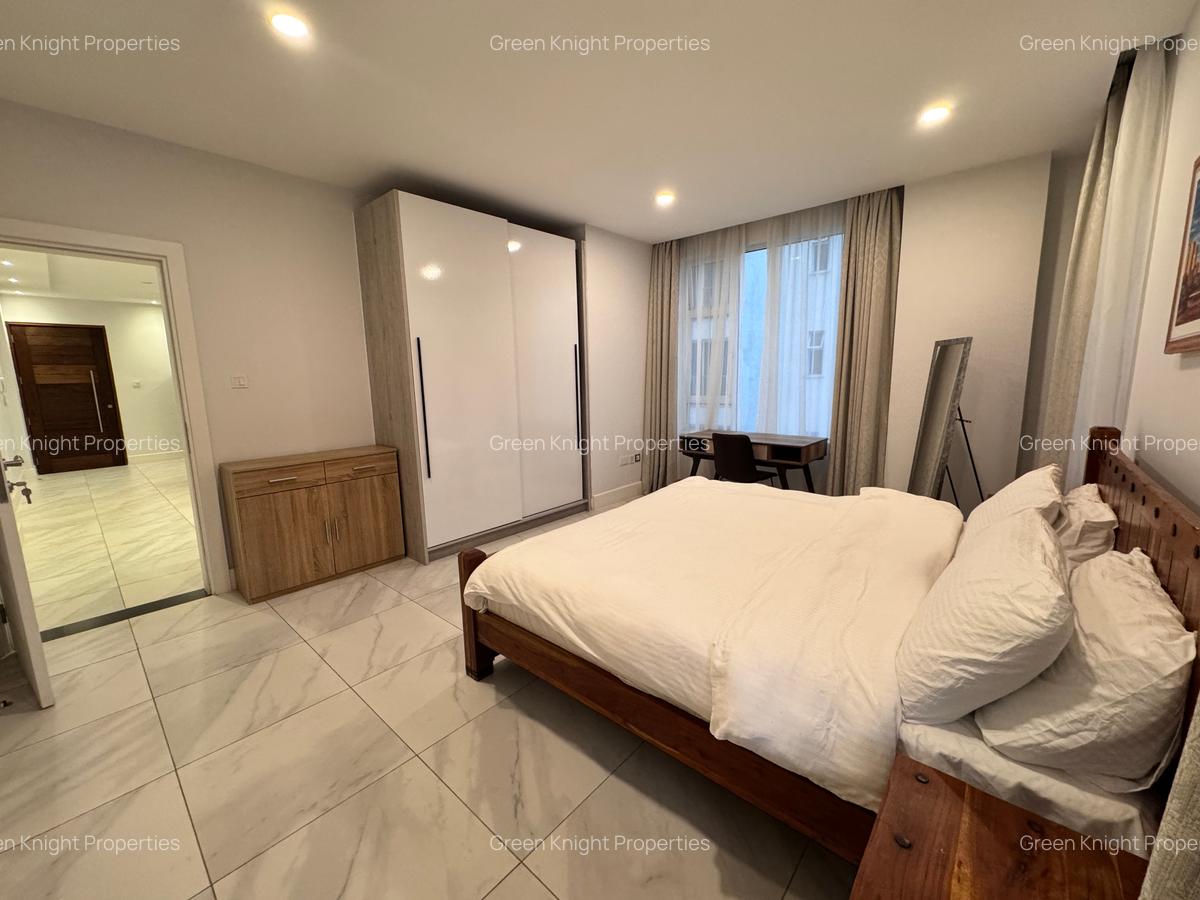 Serviced 1 Bed Apartment with En Suite in Westlands Area - 10