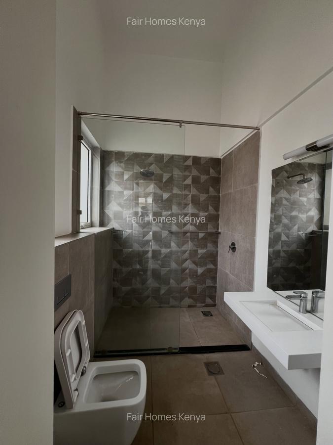 4 Bed Townhouse with En Suite at Kabasiran Avenue - 12