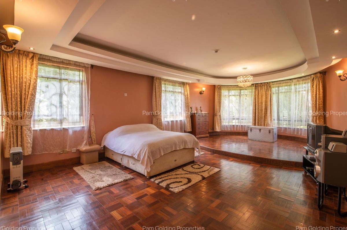 4 Bed House with En Suite in Karen - 6