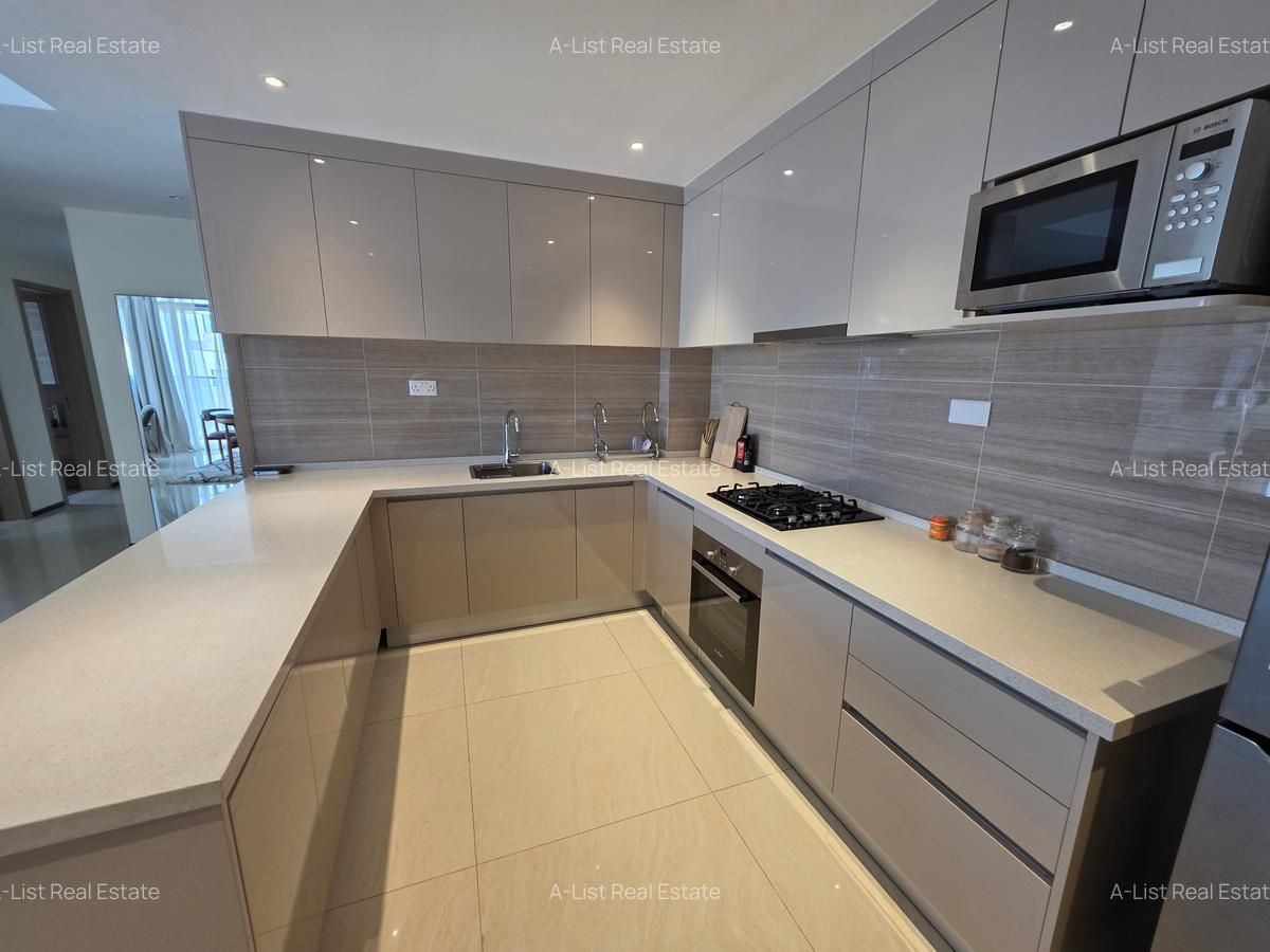 2 Bed Apartment with En Suite at Westlands Road - 5