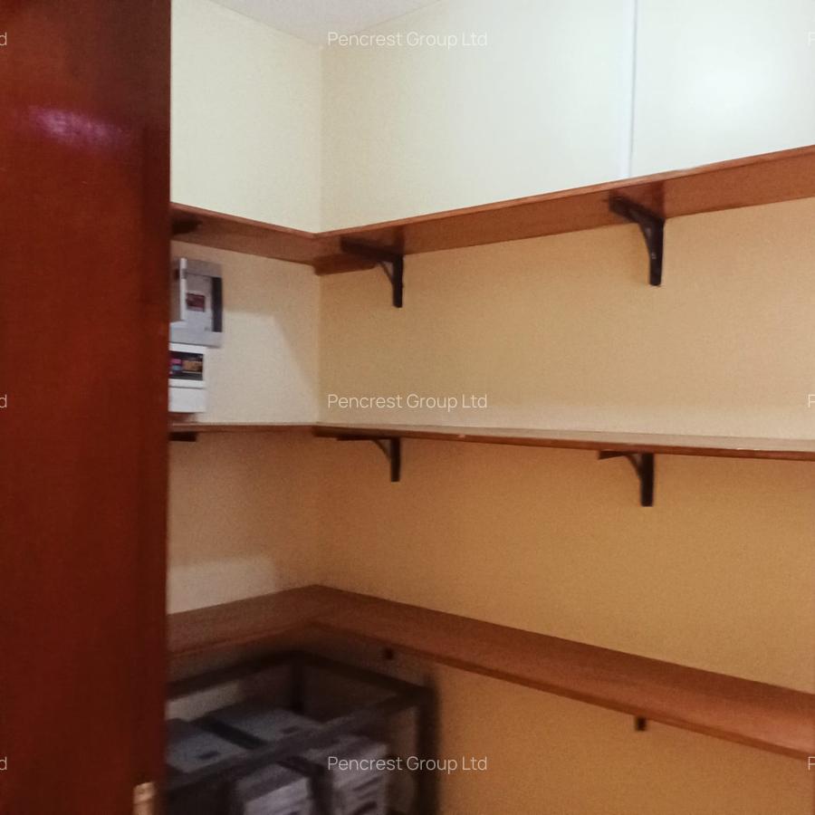 4 Bed Townhouse with En Suite in Lavington - 5