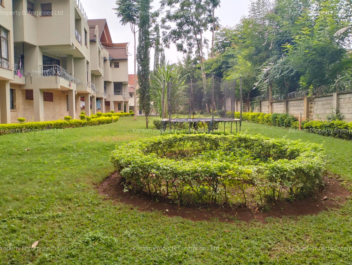 4 Bed Townhouse with En Suite in Lavington - 1