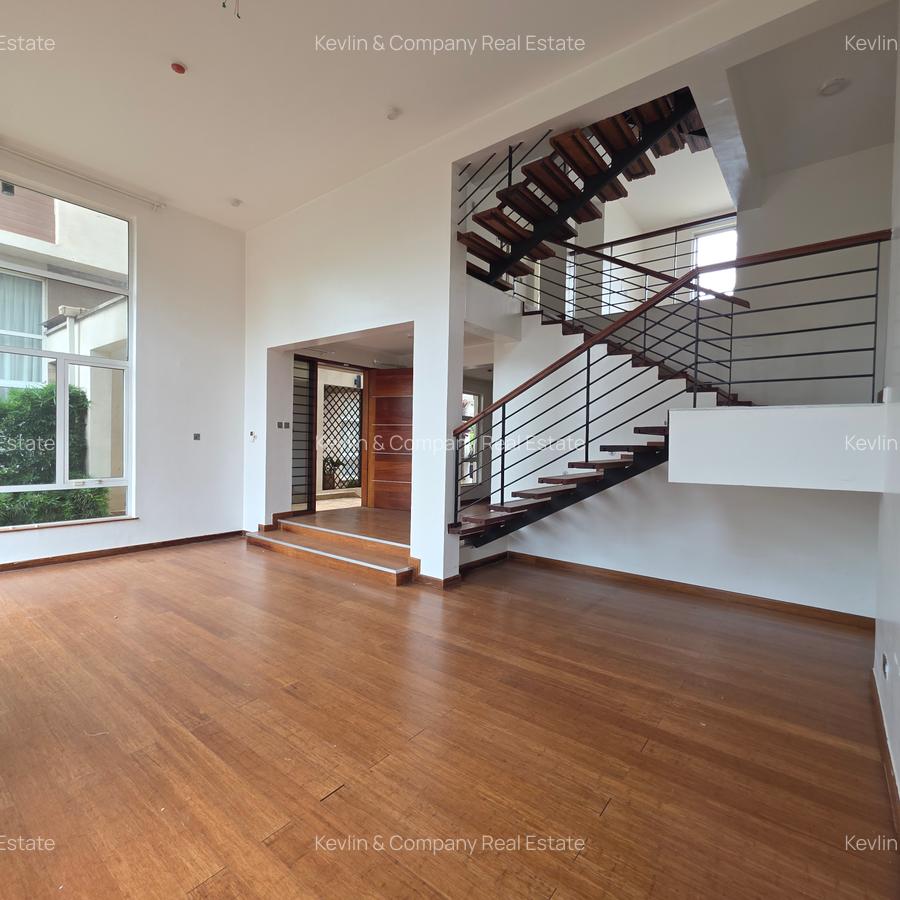 4 Bed Townhouse with En Suite in Lavington - 8