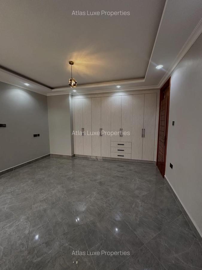 6 Bed Townhouse with En Suite in Runda - 5