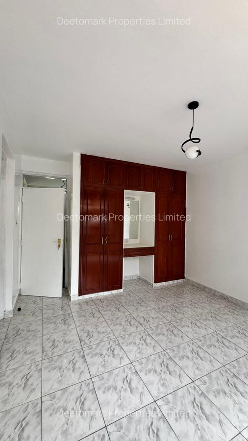 3 Bed Apartment with En Suite at Kilimani - 13