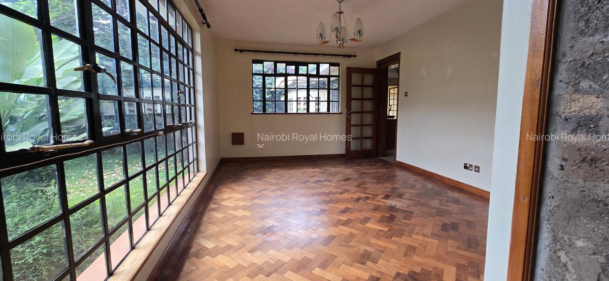 5 Bed House with En Suite at Kyuna Road - 9