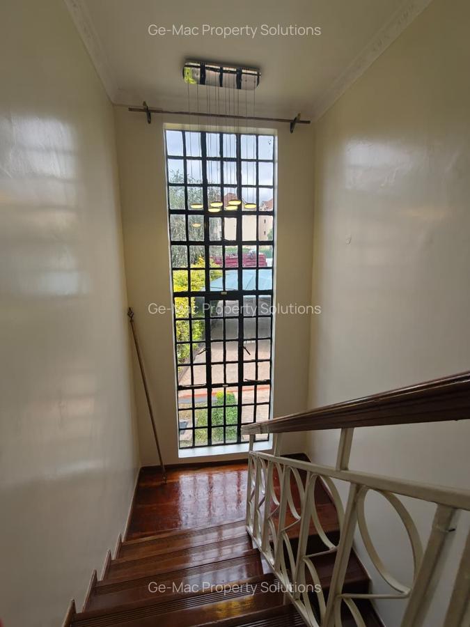 4 Bed House with En Suite in Kiambu Road - 8