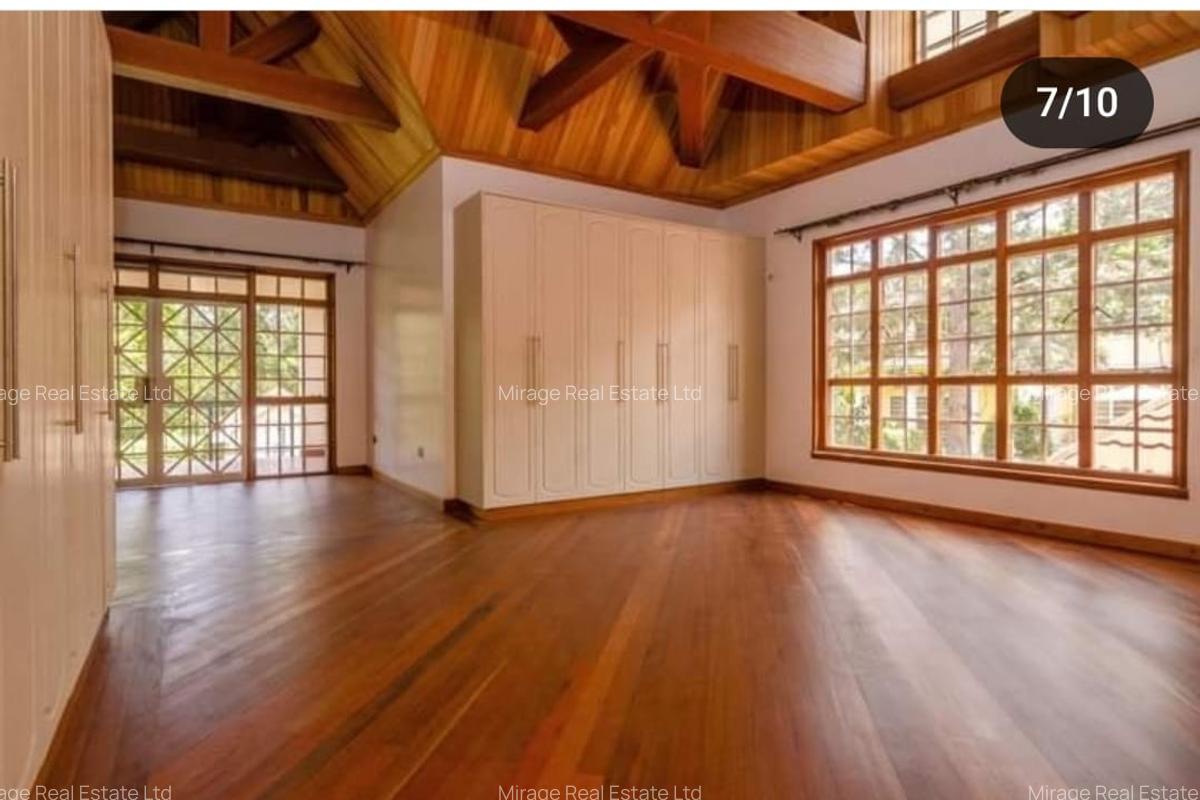 8 Bed House with En Suite in Karen - 10