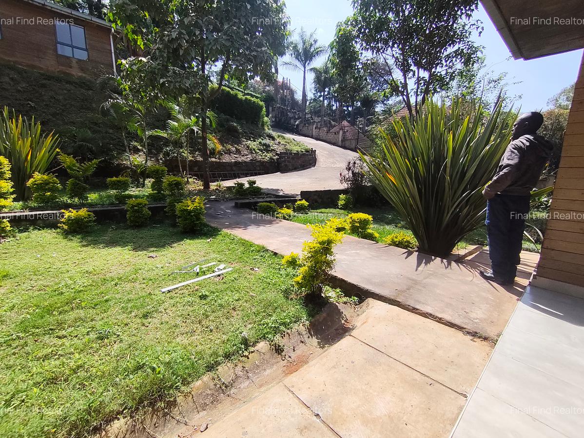 3 Bed House with En Suite in Spring Valley - 5