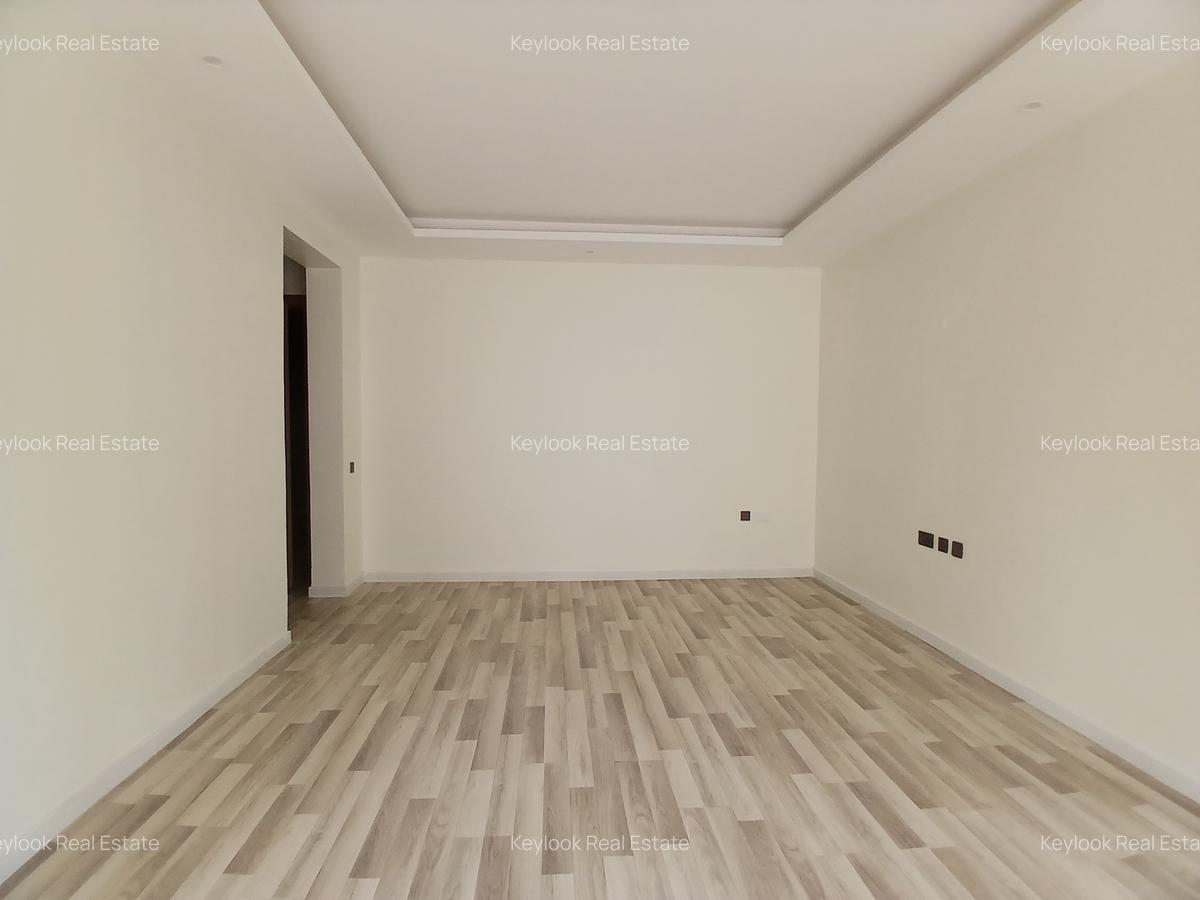 5 Bed Townhouse with En Suite at Lavington Green - 15