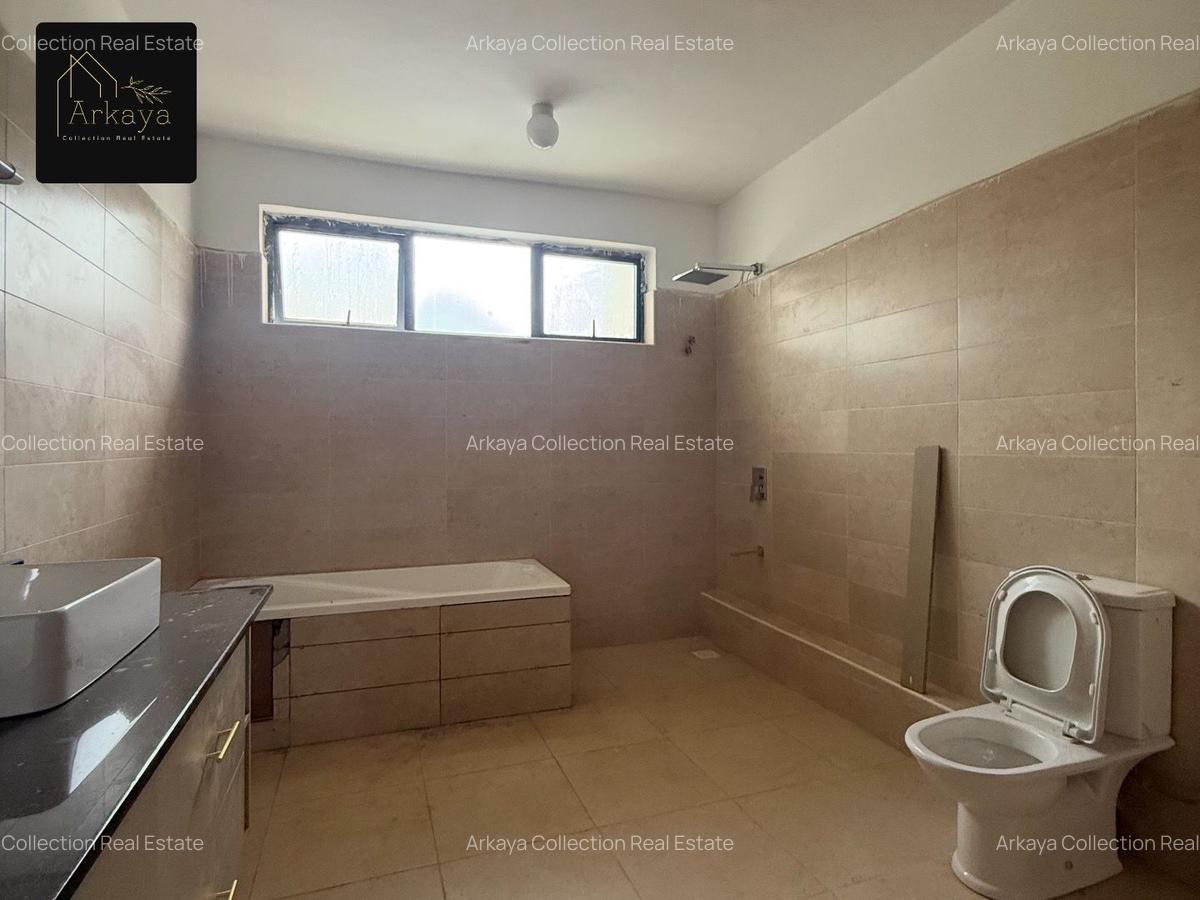 4 Bed Townhouse with En Suite in Lavington - 8