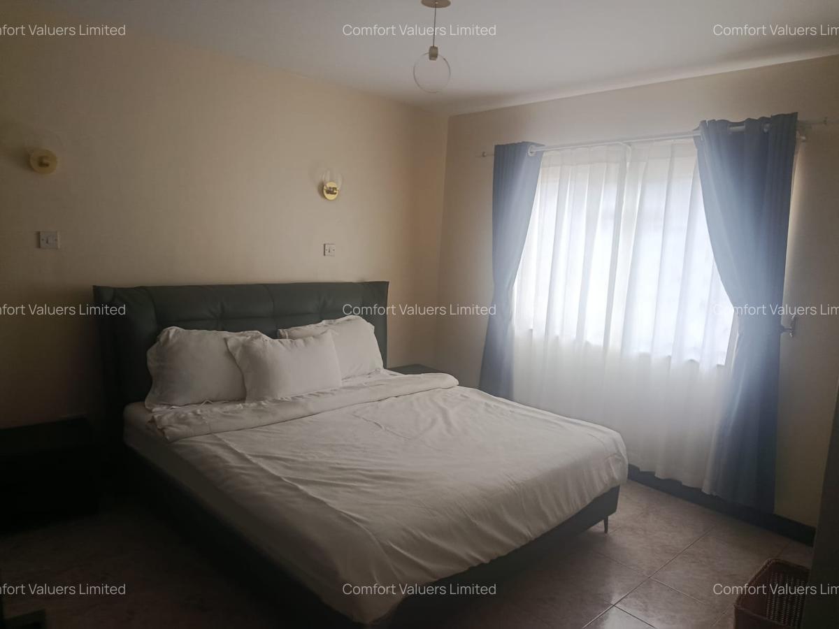 Serviced 1 Bed Apartment with En Suite at Upperhil - 8