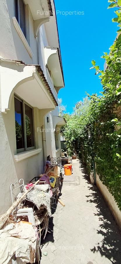 5 Bed House with En Suite at Nyali - 12