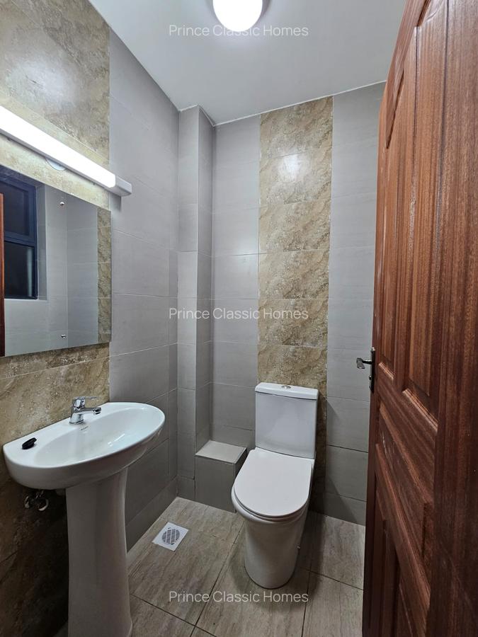 3 Bed Apartment with En Suite in Lavington - 10