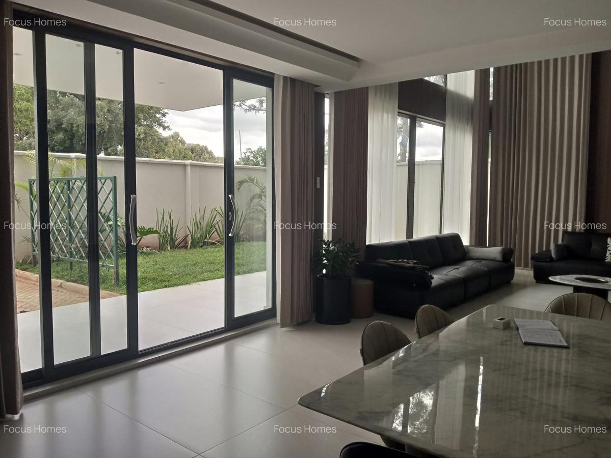 5 Bed Townhouse with En Suite in Lavington - 11