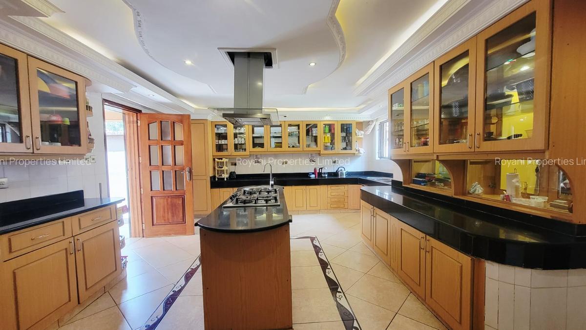 5 Bed House with En Suite in Kiambu Road - 5