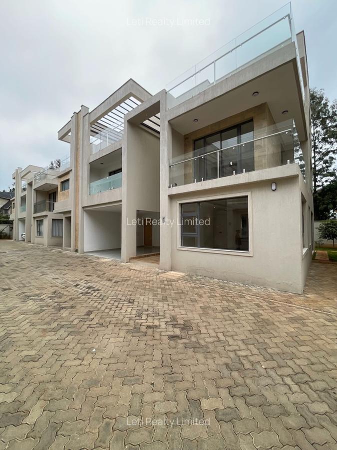 6 Bed Townhouse with En Suite in Lavington - 1