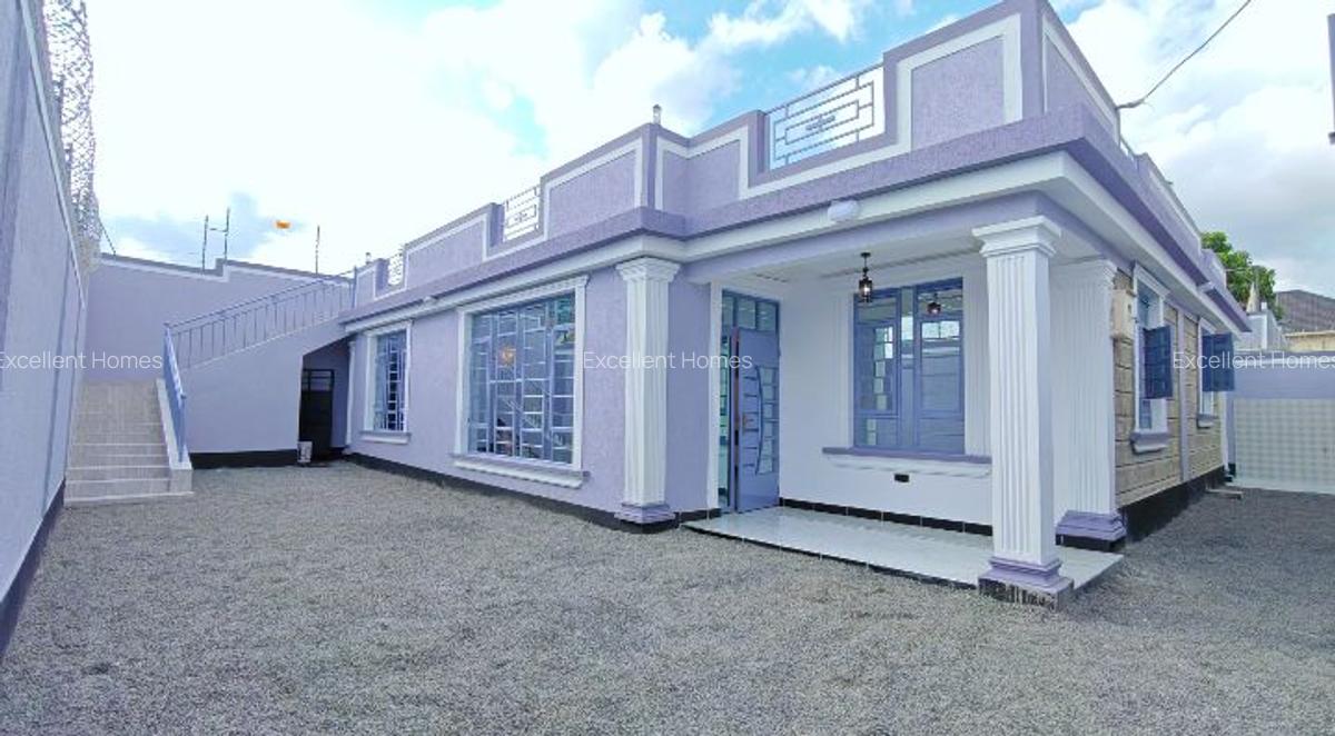 3 Bed House with En Suite at Kimbo - 1