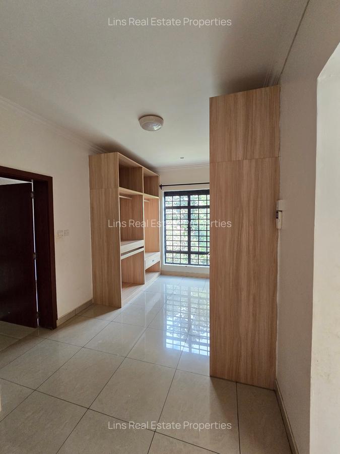 4 Bed Townhouse with En Suite in Runda - 9