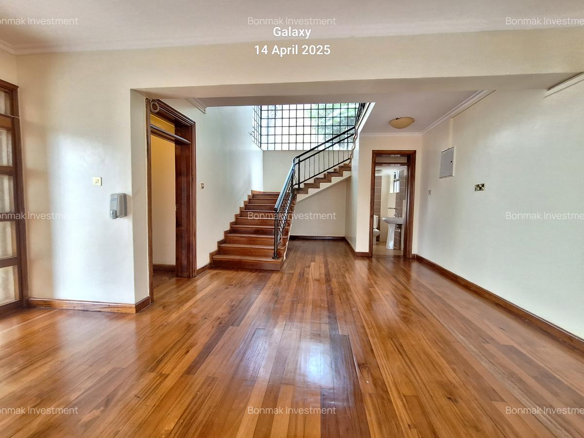 4 Bed Townhouse with En Suite at Kiambu Road - 9