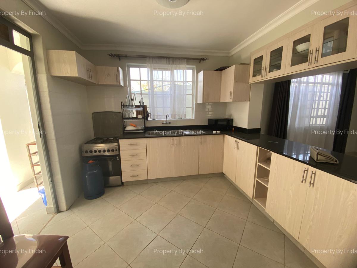 4 Bed House with En Suite in Kitengela - 10