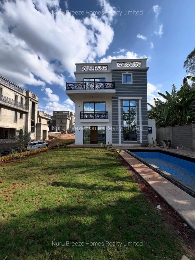 5 Bed Townhouse with En Suite in Lavington - 1