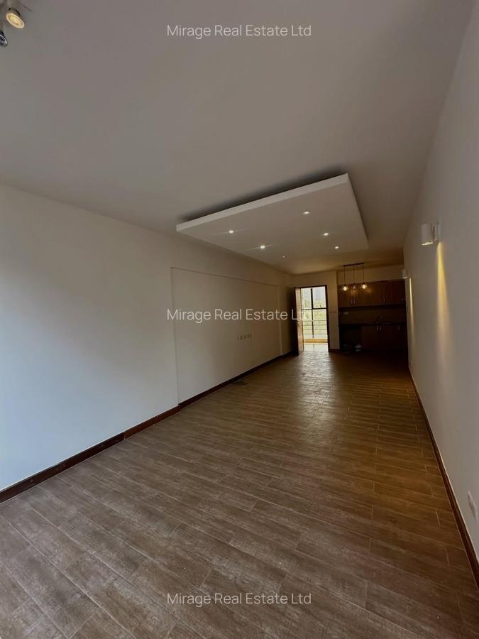 1 Bed Apartment with Swimming Pool in Dennis Pritt - 8