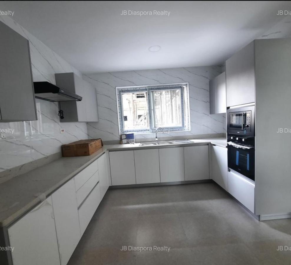 3 Bed Apartment with Staff Quarters in Parklands - 2