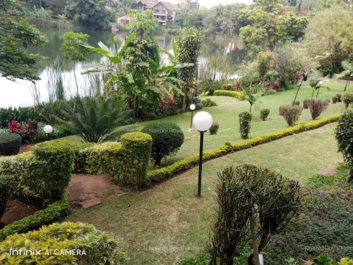 5 Bed House with En Suite at Nyari Road - 13