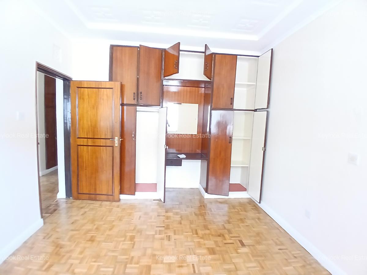 4 Bed Townhouse with En Suite at Hundred Avenue - 4