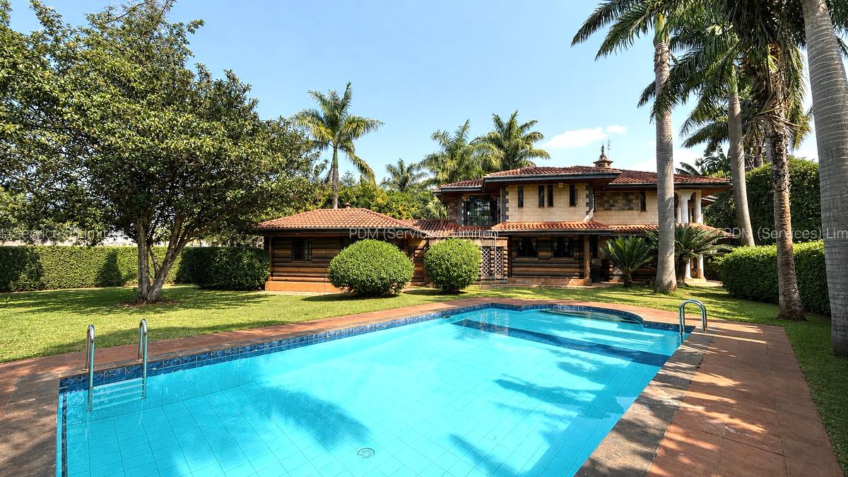 4 Bed House with En Suite in Runda - 1