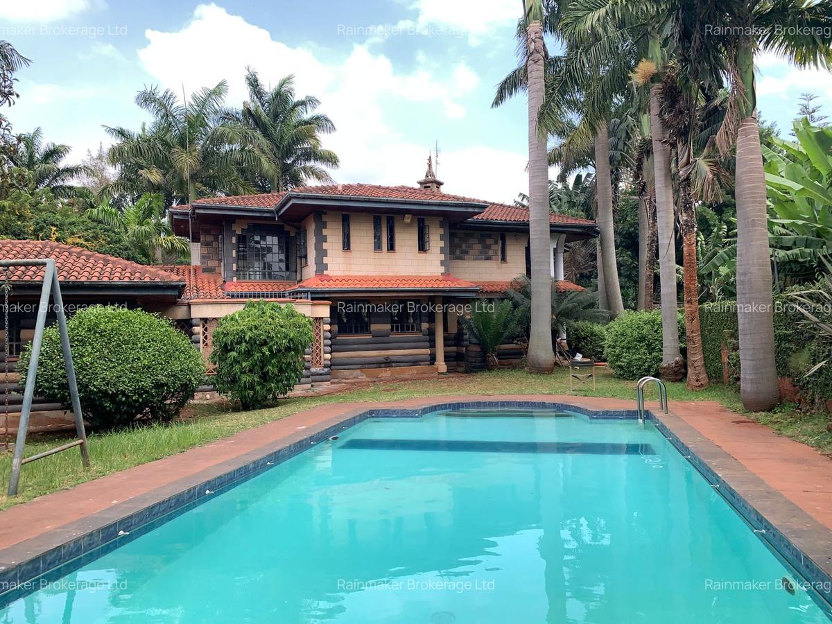 4 Bed House with En Suite in Runda - 1