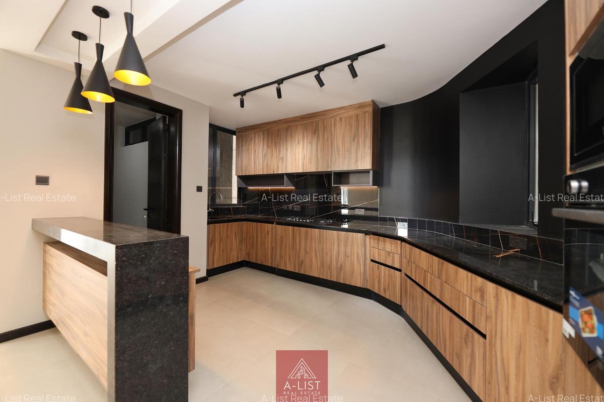 5 Bed Apartment with En Suite at Peponi Road - 7