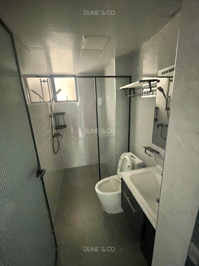 Serviced 2 Bed Apartment with En Suite in Westlands Area - 12