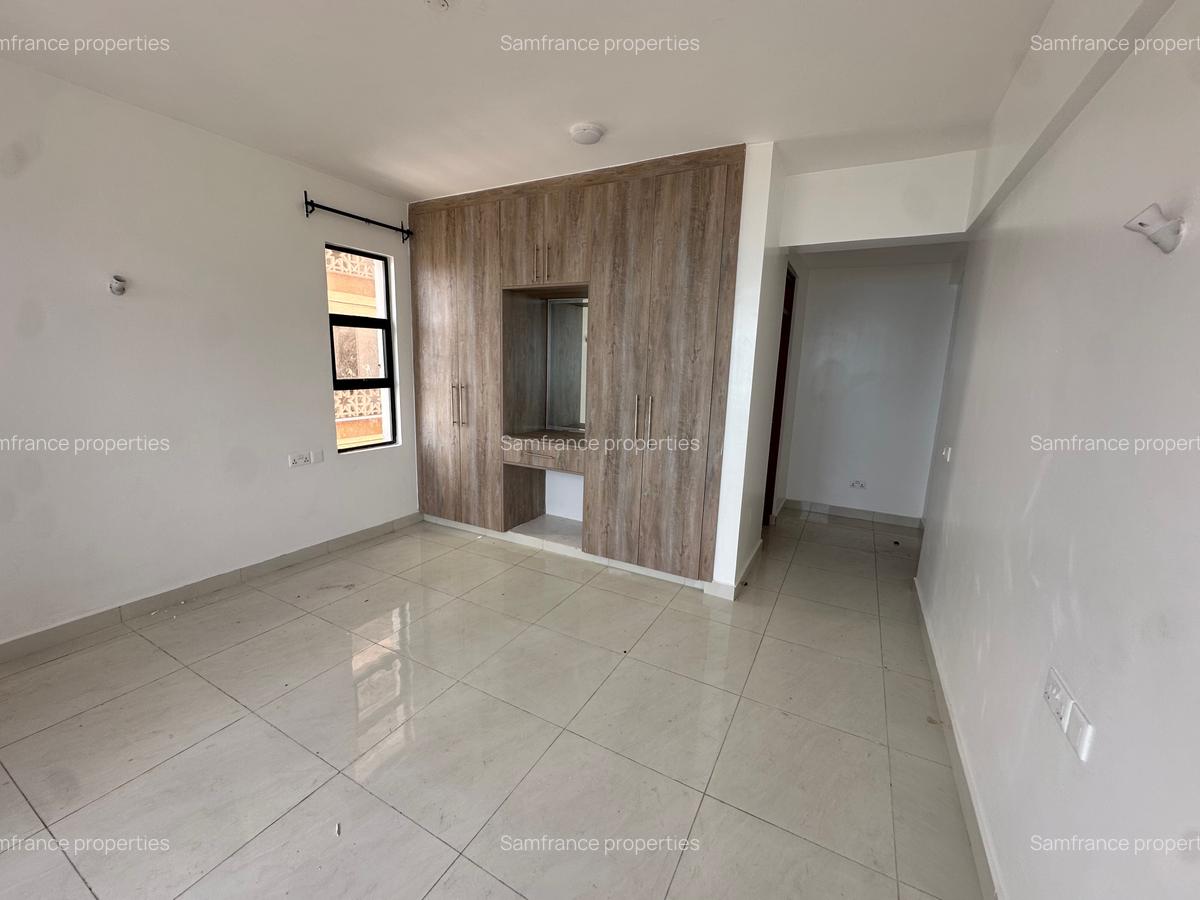 3 Bed Apartment with En Suite at Cement Road - 6