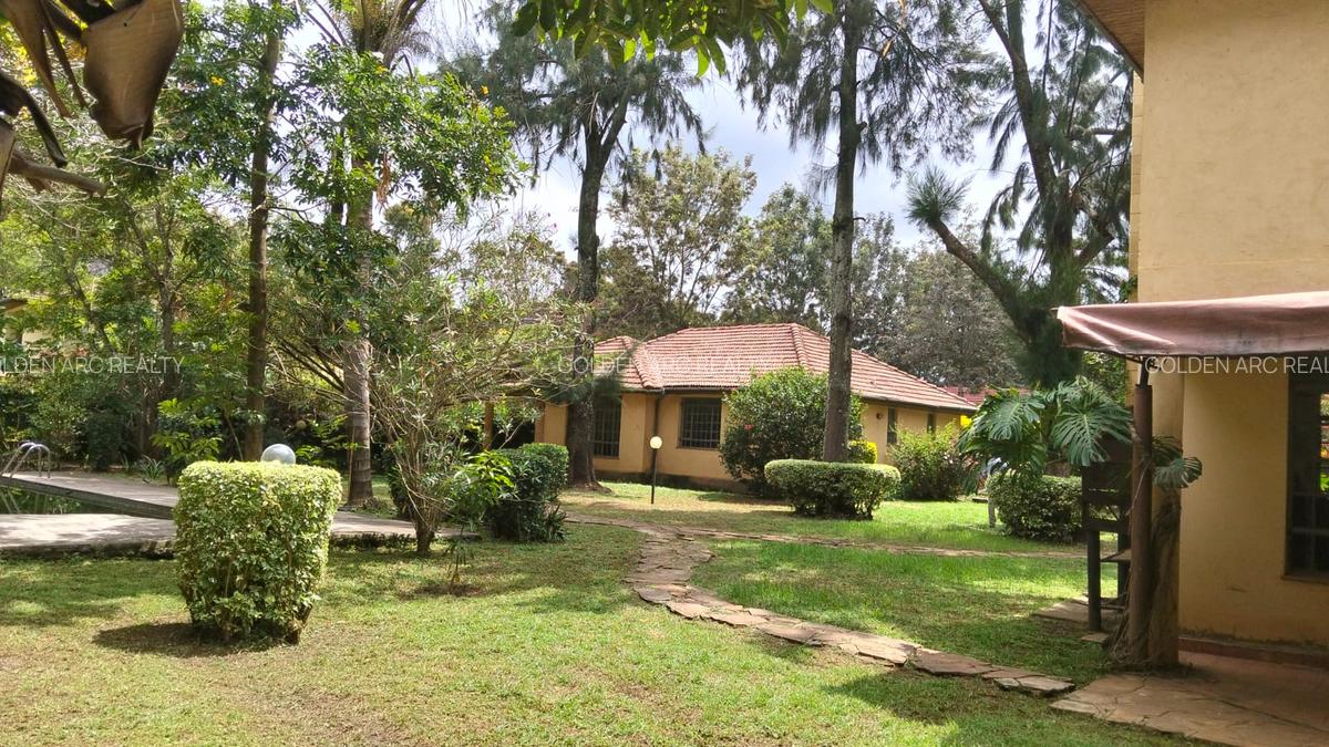 4 Bed Townhouse with En Suite in Karen - 5