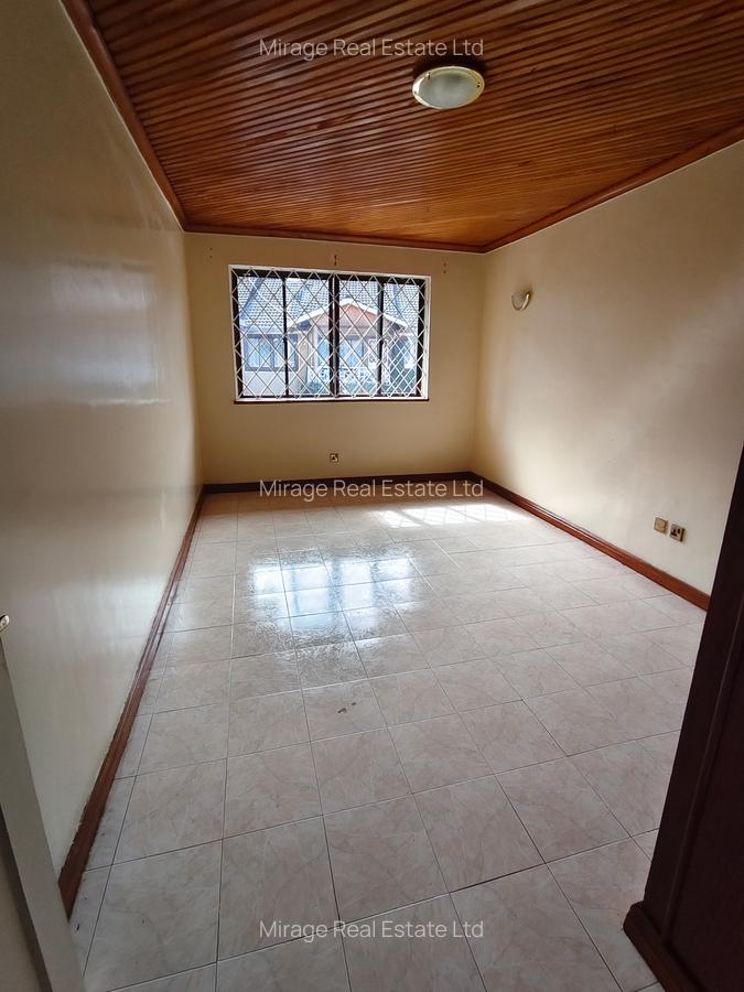 4 Bed House in Kileleshwa - 4