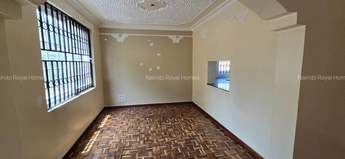 4 Bed Apartment with En Suite at Rhapta Road - 16