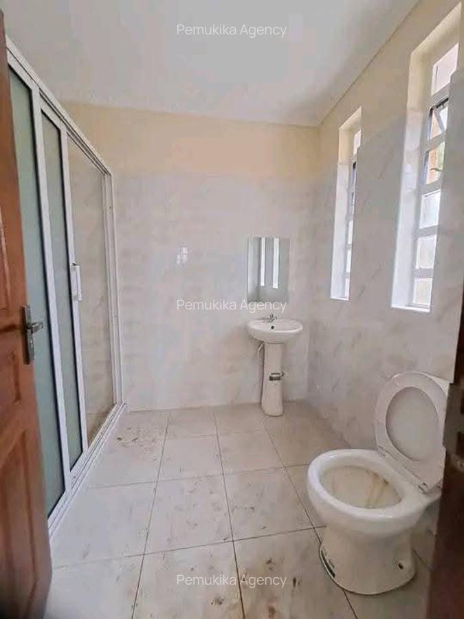 4 Bed Townhouse with En Suite in Karen - 11