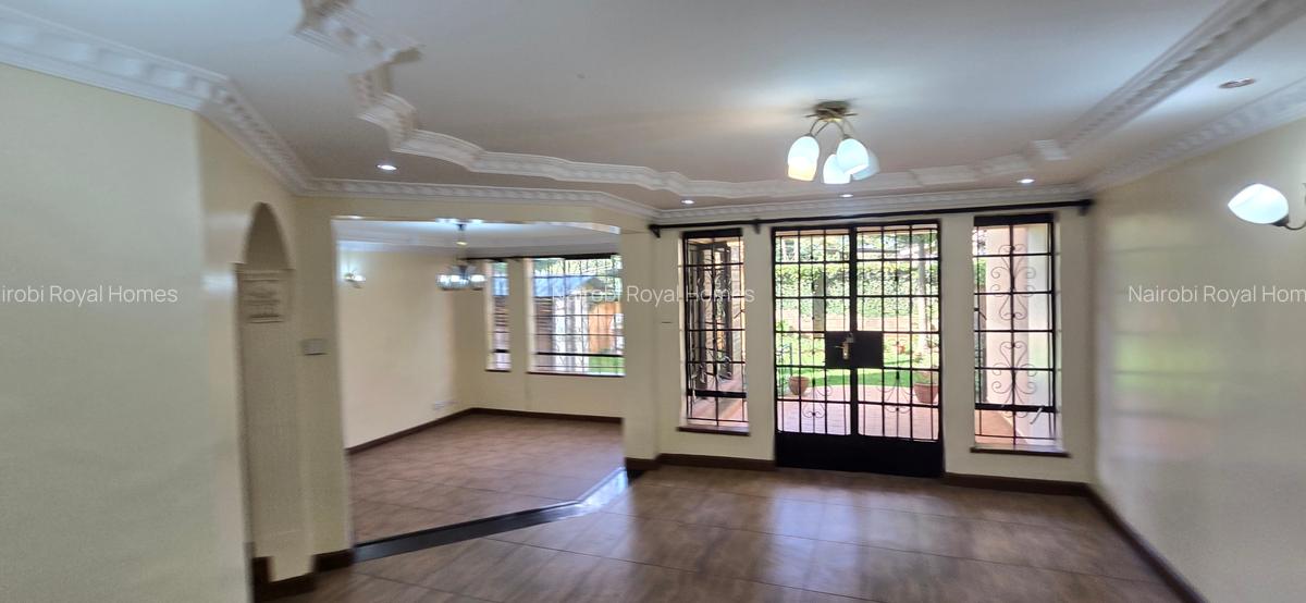 5 Bed Townhouse with En Suite at Lavington Green - 19