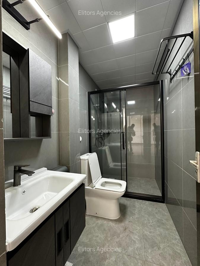 2 Bed Apartment with En Suite at Riverside Drive - 15