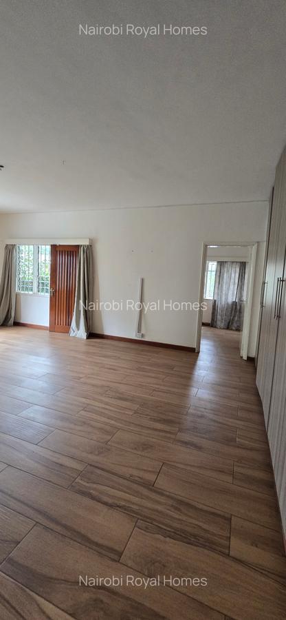 5 Bed Townhouse with En Suite at James Gichuru - 9