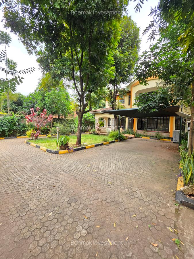 4 Bed Townhouse with En Suite at Lavington Green - 6